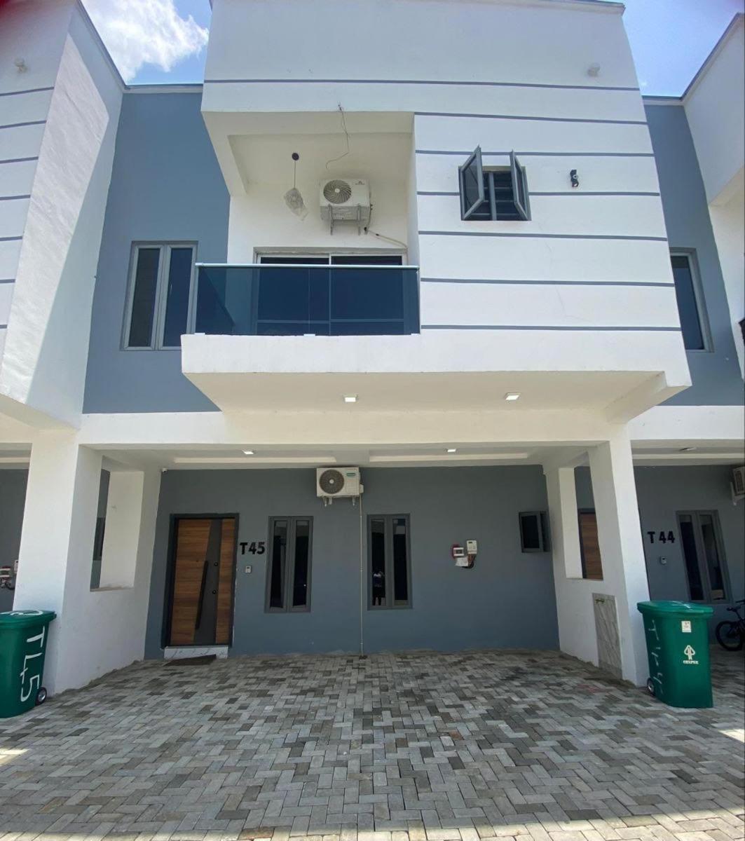 Luxury Shortlet Apartment Lbs, Ajah Лагос Экстерьер фото